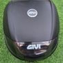 Givi top case Image 4