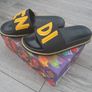 sliders fendi Image 2