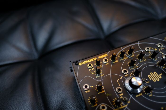 EOWave Quadrantid Swarm Synth