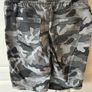 Boys camo shorts Image 4