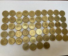 Italian 200 lire Year 1977 First year of issuance