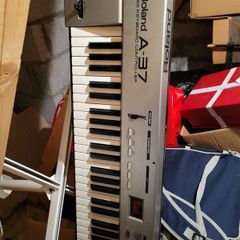roland A 37 midi keyboard