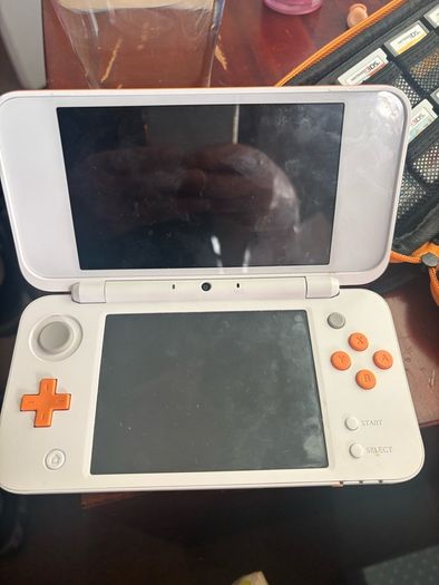 Nintendo New 2DS XL White & Orange + 17 Games & Carry Case