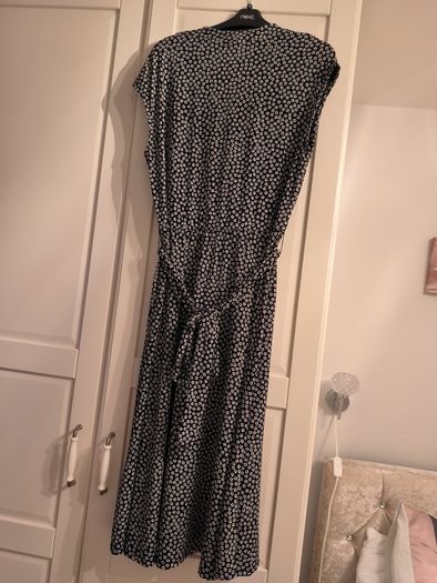 H&M Dress size M