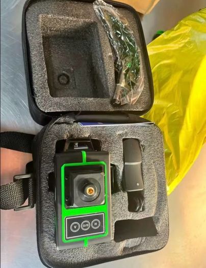Laser Level 12 Lines 3D Self-Leveling 360 Horizontal And Vertical Cross Super Powerful Green Laser Beam Line