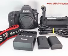 Canon 5d Mk Iv (mark 4) Camera And Canon Bg-e20 Battery Grip #0584