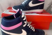 Retro Nike High Navy White Pink