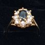 Vintage 9ct  gold cluster ring Image 2