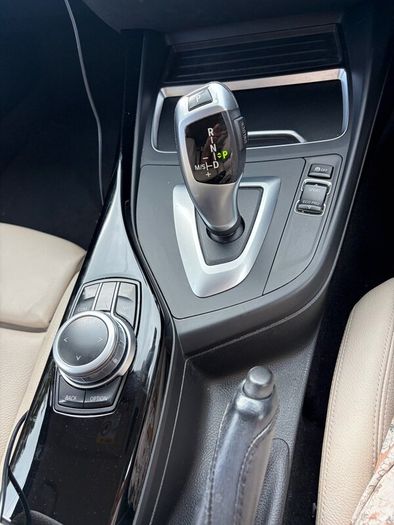 Bmw 1-series 2019 118i Se Petrol Automatic Petrol