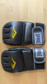 Everlast MMA Gloves Like New