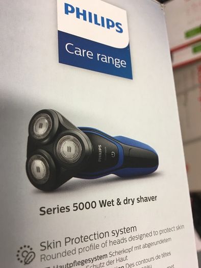 Shaver Wet and Dry Electric Shaver 1 Hour Charge Time Limited Edition