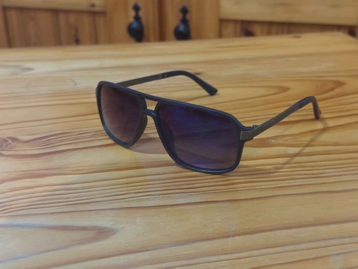 Polarized UV Protection Sunglasses - Blue Gradient Lenses