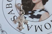 Thomas Sabo Fleur-de-lis (Lily Flower) charm pendant from the  Charm Club collection.
