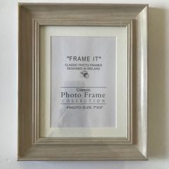 Same design photo frames (for 7"x 5" pictures)