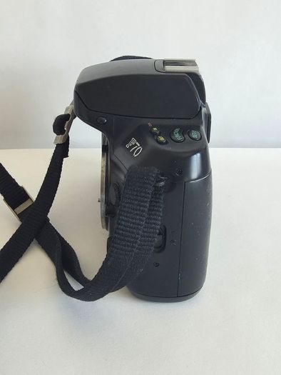 Nikon F70 Film Camera BODY ONLY