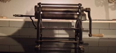 Antique Wringer Mangle