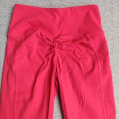Scrunch bum bright coral Sports Capri Leggings