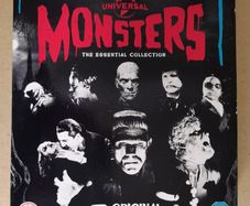 Universal Monsters 8 Blu Ray DVD box set Horror