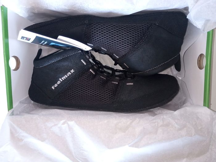 High Quality Men's Barefoot Walking/Running Lace-up Shoes From Feelmax Super Thin Super Strong KEPROTEC / KEVLAR Sole 40% OFF!