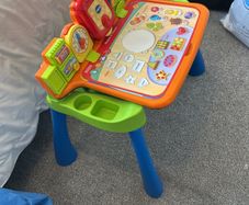 Vtech learn and draw activity desk