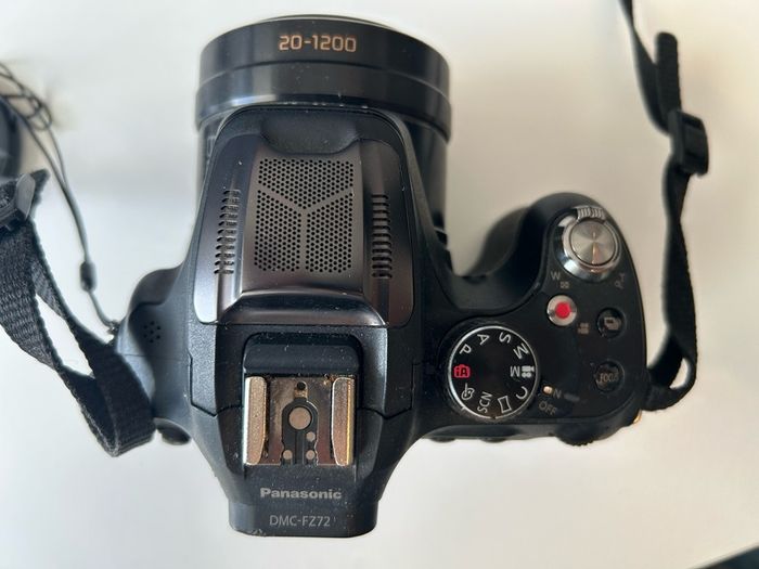 Panasonic Lumix FZ72