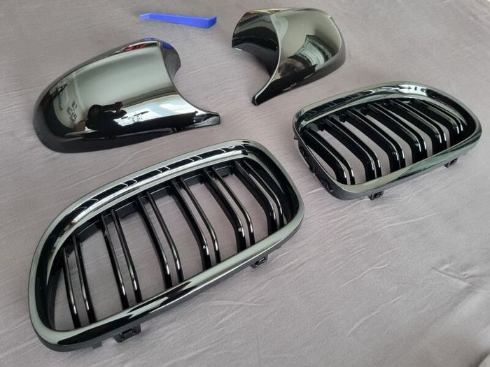 BMW E90 / E91 Lci Kidney Grilles & Mirror Covers Set Brand New