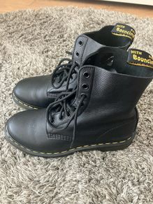 Dr Martens Pascal Womens - Size 5 - Brand New