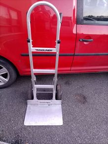 Magliner hand truck