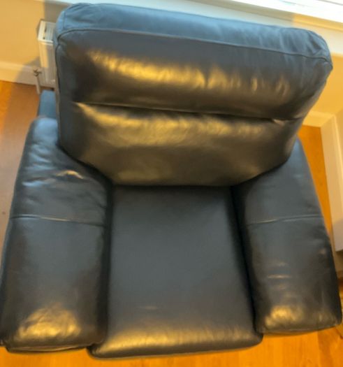 Leather Sofa Chair - Navy - Like new