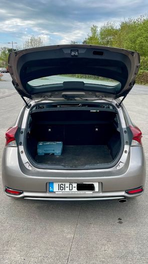 2016 Toyota Auris