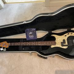 Fender P Bass Deluxe 1996 Rare 50th anniversary