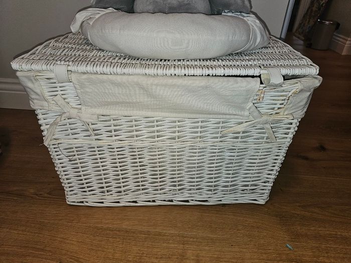 White wicker storage box