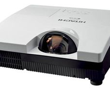 Hitachi ED-D10N Projector