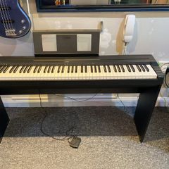 Yamaha P45 piano