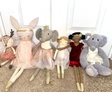 Like new soft dolls and teddies