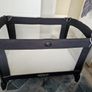 Graco travel cot Image 3