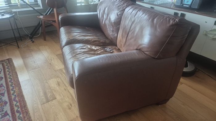 Brown leather sofa suite