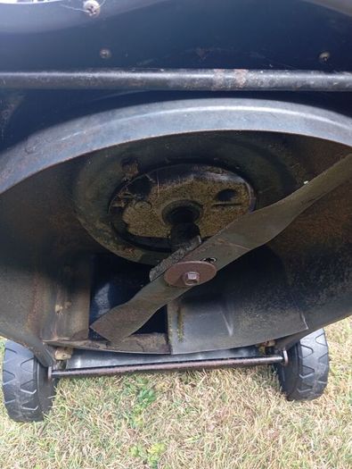 Pro-Lawn petrol lawnmower