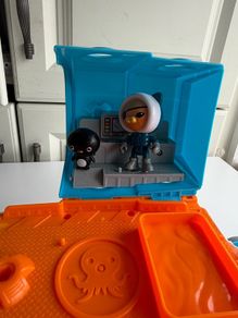 Fisher Price Octonauts GUP-I Transforming Polar Vehicle Kwazii Penguin Rare Discontinued