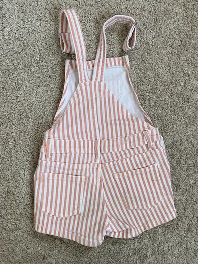 Lovely dungarees 6-7 years old like new