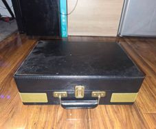 Trynnay Portable Suitcase Vinyl Record Player