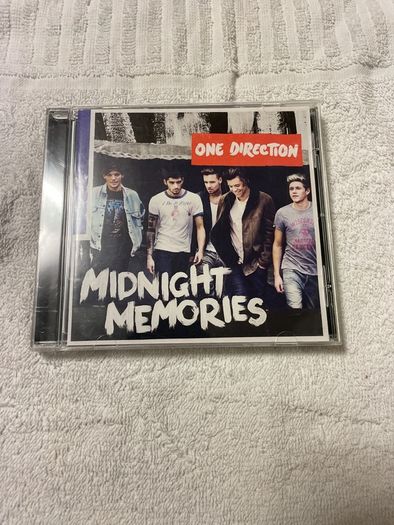 One Direction midnight memories cd