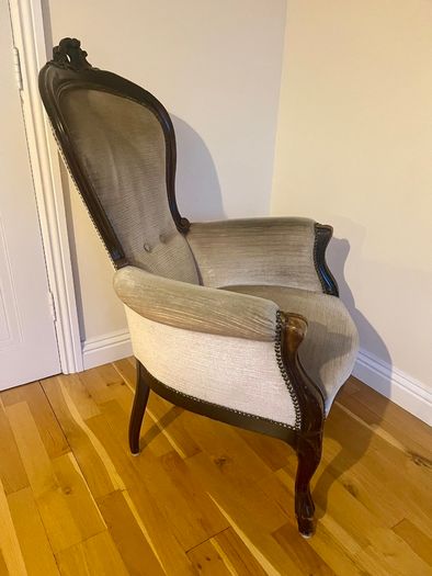 Antique Victorian Ladies Armchair