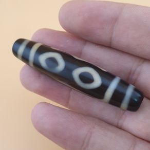 Vintage Himalayan Tibetan 3 Eyes Dzi Agate Bead Amulet