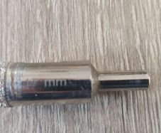 Tile hole saw