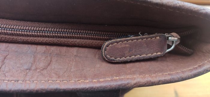 Rowallan leather bag