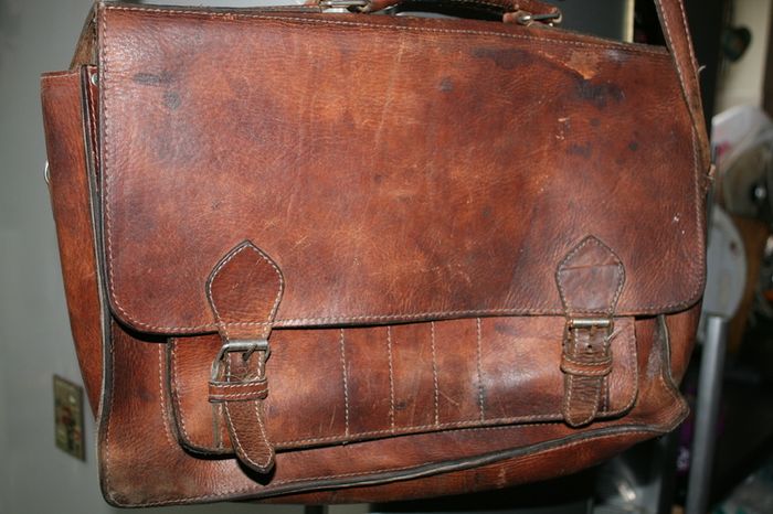 Vintage leather bag