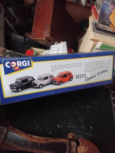 corgi mini