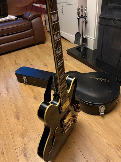 Epiphone Sheraton (Gibson) With Hard Case