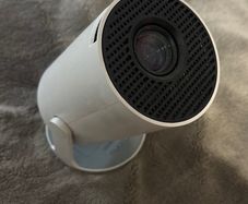 HY300 Pro Projector